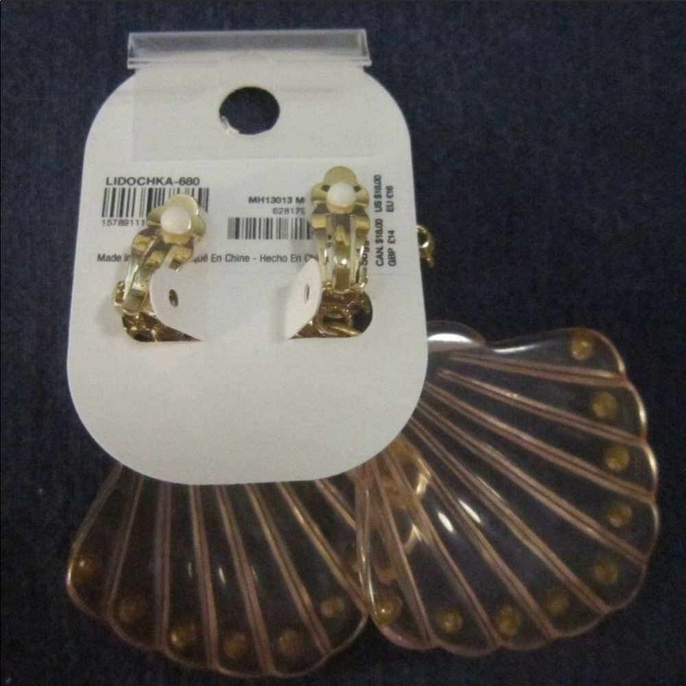 ALDO resin shell clip earrings with Crystals NEW - Picture 8 of 12